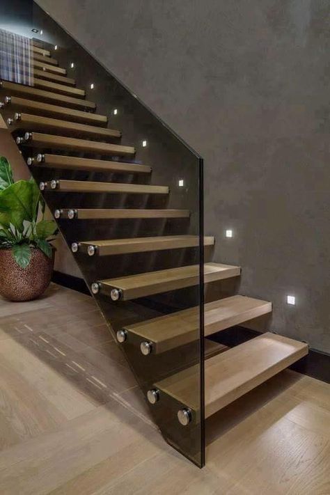 Original Staircase, Glass Stairs Design, درج السلم, Wooden Staircase, Stairway Lighting, Stairs Ideas, Escalier Design, Glass Stairs, Interior Design Per La Casa