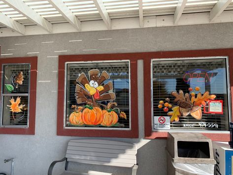 Turkey Window Painting, Thanksgiving Window Painting Ideas, Thanksgiving Window Art, Thanksgiving Window Painting, Thanksgiving Window Decorations, Fall Window Art, Fall Window Painting, Fall Window Decorations, Holiday Drawings