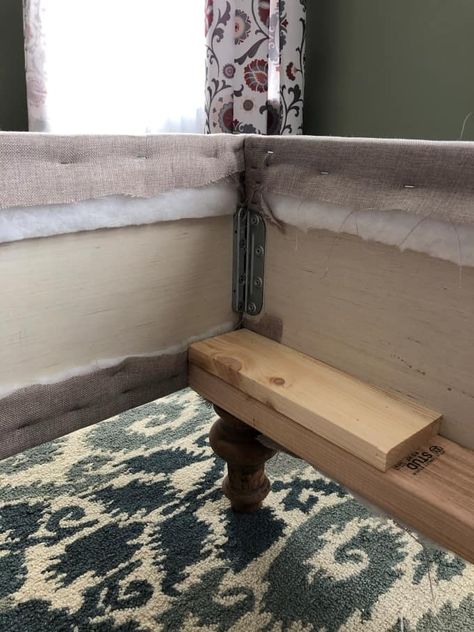 Upholstered Headboard Wood Frame, Diy Headboard And Frame, Diy King Upholstered Bed Frame, Diy Wood Bed Frame, Bed Frame Makeover, Diy Upholstered Bed Frame, Upholstered Headboard Diy, Diy Upholstered Bed, Basic Bed Frame