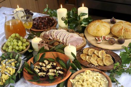 Ancient Rich Roman Food Roman Feast, Rome Party, Ancient Roman Food, Roman Party, Roman Recipes, Ancient Food, Historical Food, Greek Party, Medieval Food