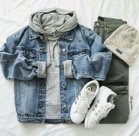 #fashion #style #outfit #casual #simple #cute #sport  https://weheartit.com/entry/326463645 Tomboy Outfit Ideas, Tomboy Stil, Silvester Outfit, Jaket Denim, 2015 Outfits, Boyfriend Jean, Tomboy Outfits, Outfit Jeans, Ținută Casual