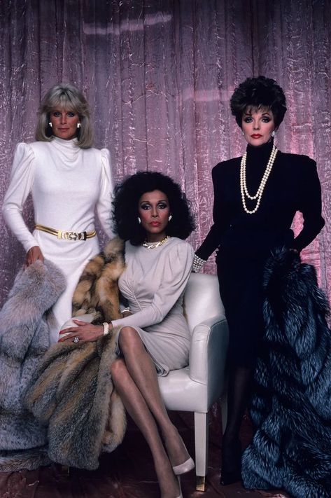 1980s Fashion Trends, 1980 Fashion, 80s Party Outfits, Shoulder Pad Dress, Diahann Carroll, Linda Evans, 80s Fashion Trends, 80’s Fashion, Elegante Y Chic