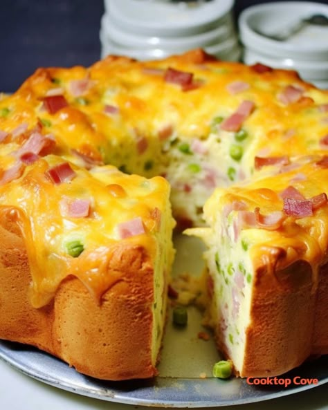 My daughter-in-law made this for brunch and I requested the recipe immediately. No leftovers! Easy Savory Brunch Recipes, Easy Brunch Dish, Savory Breakfast Bundt Cake Recipes, Easy Take Along Breakfast Ideas, Bundt Recipes Dinner, Breakfast Bundt Recipes, Bundt Breakfast Casserole, Patijinich Recipes, Savory Bundt Pan Recipes