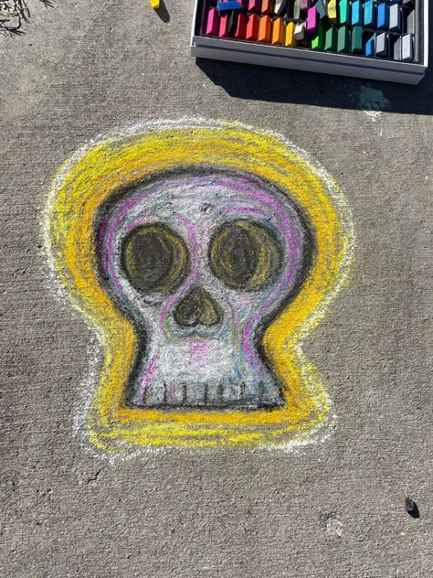 Halloween Chalk Art Easy, Chalk Art Halloween, Street Chalk Art, Fun Chalk Art, Chalk Ideas, Side Walk, Sidewalk Chalk Art, Colorful Skulls, Chalk Drawings