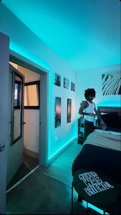 Rapper Themed Room, Hype Beast Bedroom Ideas, Garage Bedroom Ideas, Chill Room Ideas Bedrooms, Men Rooms, Guy Room Ideas, Male Room Ideas, Gaming Lights, Led Home Decor