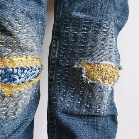 Denim Jeans Diy, Summer Apartment, Dress Makeover, Denim Repair, Diy Jeans, Sashiko Embroidery, Visible Mending, Estilo Hippie, Hemp Fabric