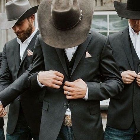 That's what we call sharp.⁣  ⁣  Photo // @emilycanteraphotography⁣  Couple // @jesse_fuller29 @makayla.carolyn.fuller⁣  Rings // @hyo_silver  Hat // @timcoopercustomhats    #Regram via @CConnjmAuSB Country Outfits For Men, Country Wedding Groomsmen, Cowboy Groom, Western Bridal Showers, Silver Hat, Groomsmen Ideas, Western Themed Wedding, Marriage Celebrant, Alaska Wedding