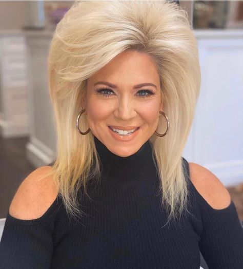 Theresa Caputo in The Pink One and The Nude One! #GetBlit #pink #blighlighter #blush #highlighter #vegan #glow #beauty #JamieMakeup #celebritymakeup #TheresaCaputo Theresa Caputo, Long Island Medium, Teased Hair, Blush Highlighter, Celebrity Makeup, Big Hair, Favorite Person, The Pink, Highlighter