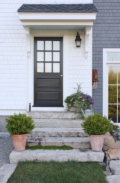 Side Door Entrance Ideas With Steps, Back Entrance Ideas Exterior, Adding Overhang To Front Door, Small Side Entrance Ideas Exterior, Side Entry Porch Ideas, Side Steps House Entrance, Back Stoop Ideas Porch Steps, Exterior Side Door Entrance Ideas, Side Doors Entrance Ideas