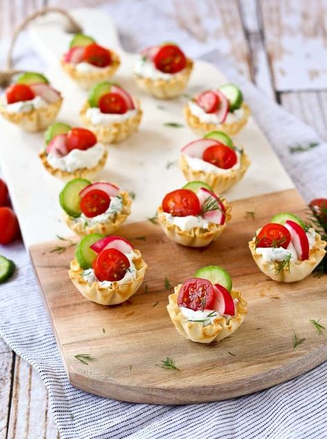 Spring Appetizer, Herb Cream Cheese, Spring Flavors, Appetizer Cups, Spring Appetizers, Cream Cheese Appetizer, Phyllo Cups, Cheese Appetizer, Dessert Bites