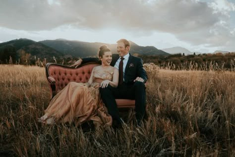 Vintage Engagement Pictures, Summer Engagement Pictures, Colorado Scenery, Country Engagement Pictures, Vintage Engagement Photos, Engagement Images, Pictures Engagement, Fall Engagement Pictures, Engagement Picture Outfits