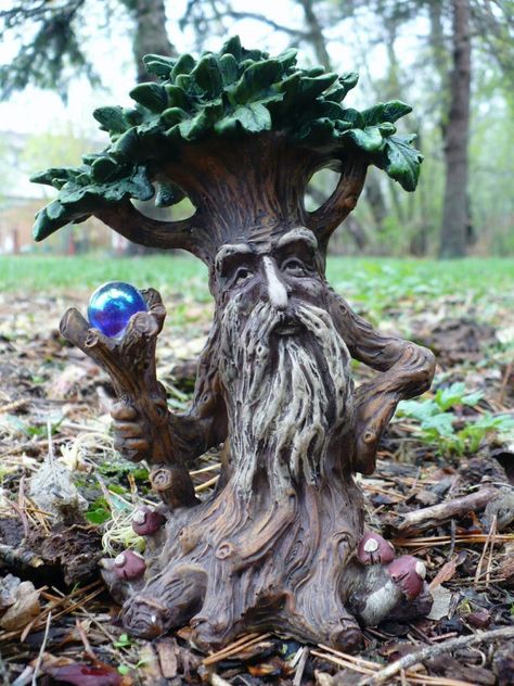 Pottery Fairy Garden, Enchanted Forest Creatures, Garden Enchanted, Tree Man, Butterfly Light, Weird Trees, Tree People, Light Garden, Tree Faces