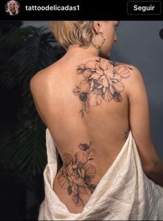 Beautiful Back Tattoos, Feminine Back Tattoos, Side Hip Tattoos, Floral Back Tattoos, Backpiece Tattoo, Mastectomy Tattoo, Hand Tattoos For Girls, Mommy Tattoos, Hip Tattoos Women