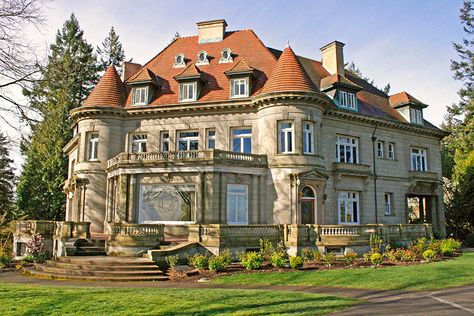 dam images travel 2015 great estates great american country houses 06 American Country House, Pittock Mansion, Lyman Estate, Historic New England, Castle Mansion, Neoclassical Architecture, Old Mansions, Private Home, Country Homes