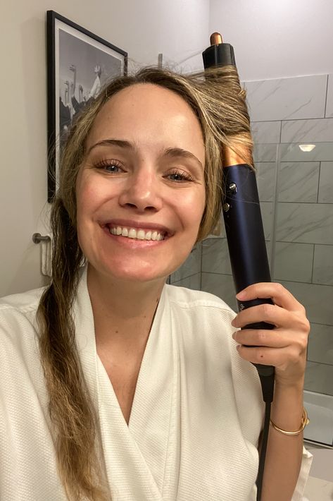 New Dyson Air Wrap, How To Use A Dyson Air Wrap, Air Wrap Dyson, Air Wrap Hair Styles, Dyson Air Wrap Long, Dyson Airwarp, Dyson Air Wrap Hairstyles, Dyson Air Wrap Tutorial, Grace Atwood