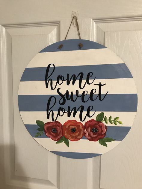 Circle Cardboard Crafts, Welcome Home Crafts, Cardboard Crafts Decoration, Diy Wall Hanging Crafts, Diy Best Friend Gifts, Circle Crafts, Wood Block Crafts, Wall Art Diy Paint, Bff Gifts Diy