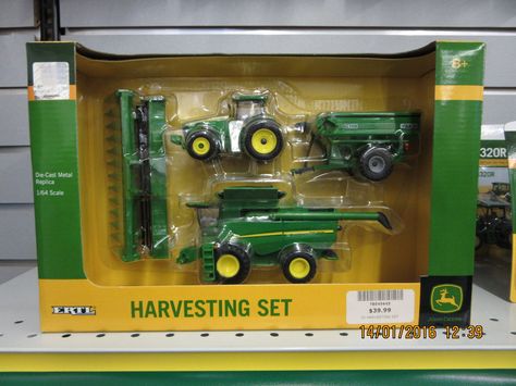 Nfl Football Videos, John Deere Toys, Tractor Birthday Party, Toy Farm, Loft Style Bedroom, 6x6 Truck, Tractor Birthday, Farm Photo, Custom Muscle Cars