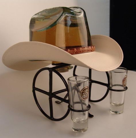 Tequila Centerpiece Ideas, Cowboy Hat Centerpiece, Quince Centerpieces, Rodeo Hat, Glass Hat, Mexican Wedding Dress, Mexican Snacks, Quince Decorations, Bottle Centerpieces