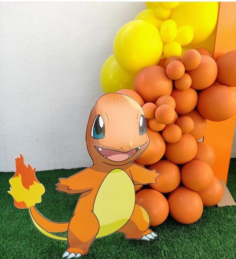 Charmander Party Decoration, Charizard Party Decorations, Charmander Birthday Party, Charzard Birthday, Charizard Birthday Party, Pokemon Balloons, Yellow Pokemon, Pokemon Diy, Pokemon Charmander