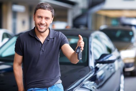 5 Keys to Selling Your Car for the Highest Price Possible | Money Talks News Automotive Locksmith, Buy Used Cars, Car Buying Tips, Fast Cash, Paper Work, Sell Car, Motor Vehicle, Car Posters, New Trucks