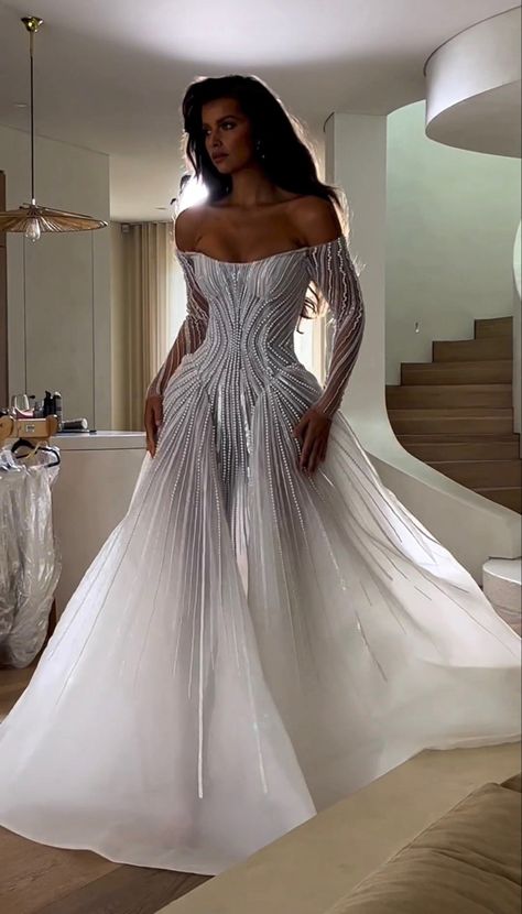 Hanifa Bridal, Wedding Dresses Extravagant, Regal Wedding Dress, Untraditional Wedding Dress, High Fashion Wedding Dress, Nigerian Wedding Dresses Traditional, Zuhair Murad Bridal, Extravagant Wedding Dresses, Dream Wedding Decorations