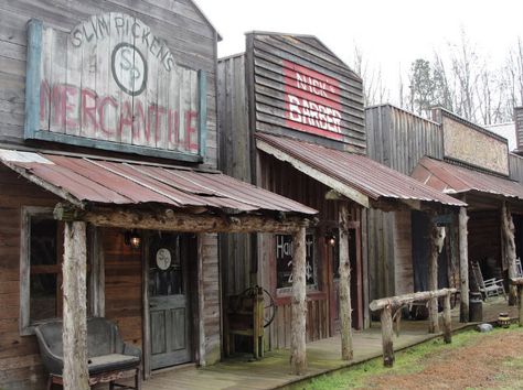 Rustic Shed, Old Western Towns, Old West Town, Old Western, Town Building, West Town, Western Town, Building Front, Wilde Westen