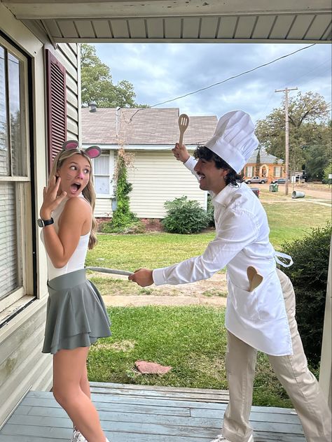 Ratatouille and linguine Halloween Costumes Couples Ratatouille, Appropriate Halloween Costumes Couples, Ratatouille Outfit Ideas, Couple Halloween Costumes Ratatouille, Linguine Costume, Carnival Couple Costume, Halloween Costumes Ratatouille, Ratatouille Outfit, Ratatouille Couple Costume