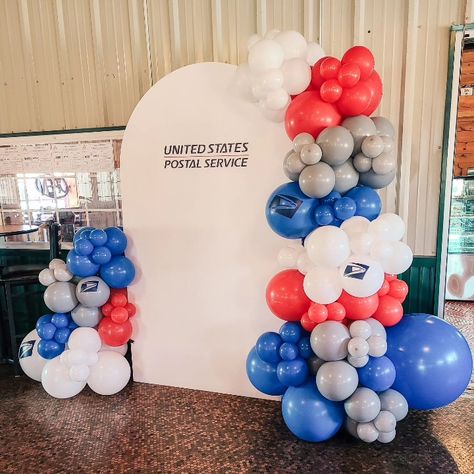 Postal Worker Retirement Party, Office Retirement Party, Usps Logo, Office Themed Party, Retirement Party Themes, Retirement Decorations, Balloon Gifts, Balloon Logo, Retirement Party Decorations