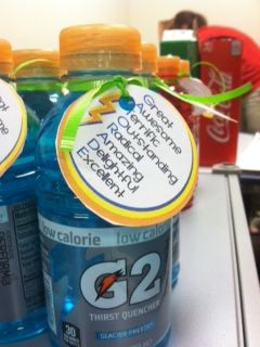 GATORADE!  REocgnize a coworker with a note and drink! Gatorade Valentine Ideas, Gatorade Sayings For Gifts, Gatorade Gift Ideas, Cross Country Gift Ideas, Cheer Crafts, Competition Gifts, Sports Snacks, Volleyball Party, Volleyball Team Gifts