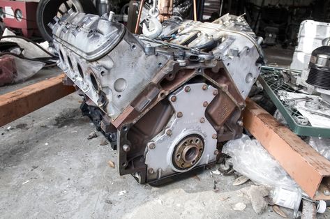 Chevy Ls Engine, Ls Engine Swap, Jacked Up Truck, Chevy Motors, Chevy Ls, Ls Swap, Automotive Mechanic, Jacked Up Trucks, Ls Engine