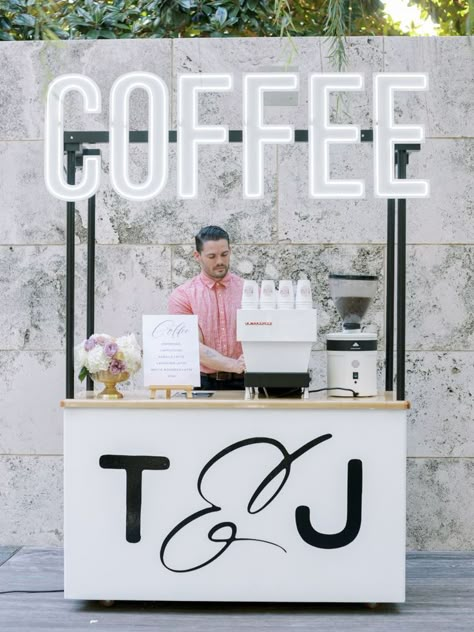 White Coffee Station, Coffee Stand Wedding, Wedding Coffee Station, Coffee Stand Design, Coffee Station Wedding, Coffee Booth, Wedding Food Bars, Mobile Cafe, Mobile Wedding