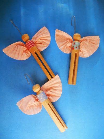 Clothespin Angels, Angel Crafts For Kids, Christmas Fayre Ideas, Felt Pins, Handmade Dolls Patterns, Kids Tree, Kids Holidays, Cupcake Paper, Diy Angels