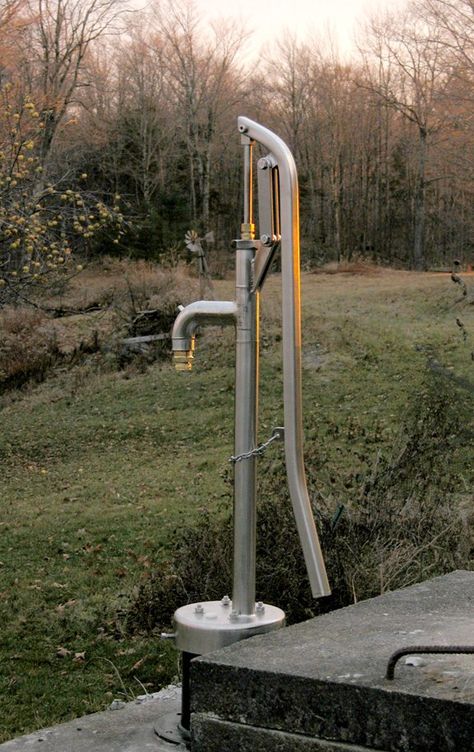 Manual Well Pump, Water Well Hand Pump, Deep Well Hand Pumps, Hand Pump Well, Hand Water Pump, Water Well Drilling, Wooden Boat Plans, Pump House, Well Drilling