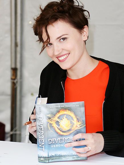 "I'm really enjoying working on this new series," Roth said in a statement Insurgent Quotes, Divergent Quotes, Divergent Funny, Divergent Insurgent Allegiant, Veronica Roth, Author Quotes, Education Humor, Cool Books, Celebration Quotes