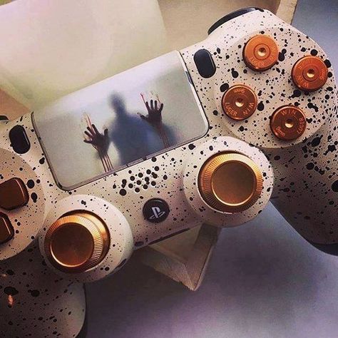 PlayStation 4 controller custom skin - Resident Evil 7 Cool Ps4 Controllers, Ps4 Controller Custom, Playstation 4 Controller, Ps4 Controller Skin, Play Stations, Resident Evil 7, Ps4 Accessories, Custom Controller, Game Wallpaper Iphone