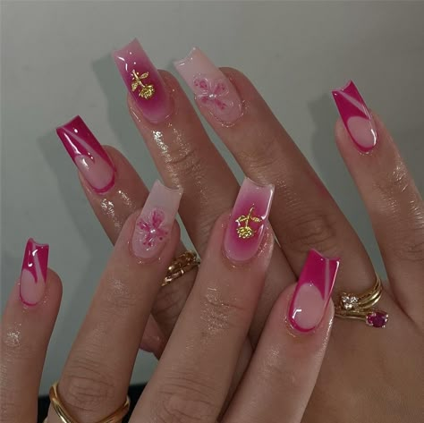 Cute Pink Nails Simple, Square Pink Nail Designs, Square Nail Designs Pink, Pink Inspo Nails, Gel Nails Ideas Square, 15 Birthday Nails, Medium Nail Set, Pink Square Nails Design, Gold And Pink Nails