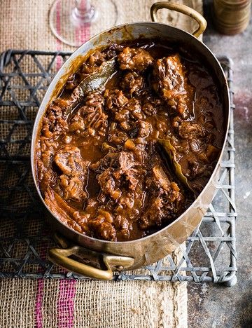 Beef Shin Recipes, Beef Shin, Slow Cooker Beef Stroganoff, Slow Cooked Meat, Slow Cooker Recipe, Slow Cooked Beef, Slow Cooked Meals, Think Food, Crockpot Recipes Slow Cooker