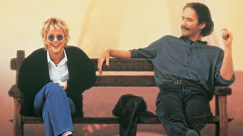 French Kiss Movie, 1990s Movies, Kiss Music, English Comedy, Best Romantic Comedies, Kevin Kline, Pretty Movie, Jean Reno, Romance Film