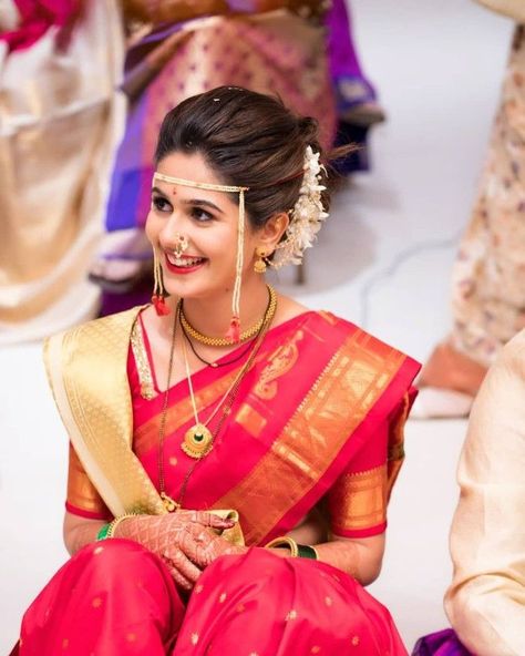 Here you can find Bridal Makeup step by step process . You can call us for Bridal Makeup Hairstyle On Nauvari, Hairstyle On Nauvari Saree, Wedding Photography Poses Bridal Party, Wedding Photography Poses Unique, Wedding Photography Bridal Party, Hair Style On Saree, Marathi Bride, Marathi Wedding, Nauvari Saree