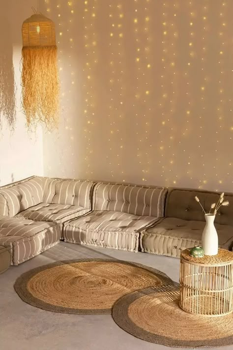 Sala Zen, Floor Seating Living Room, Chill Out Room, Pallet Cushions, Living Room Types, Boho Sofa, Modular Corner Sofa, Zen Room, Interior Design Per La Casa