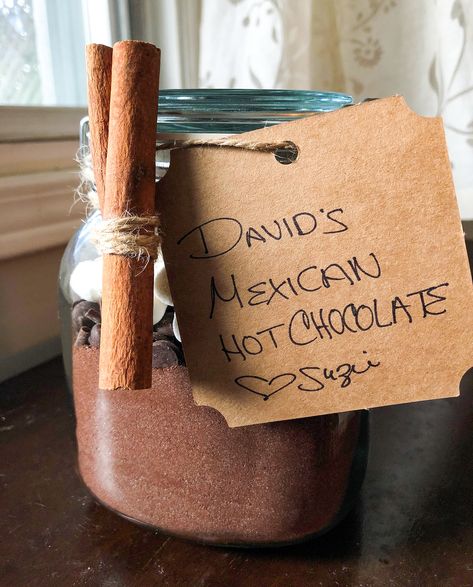 Mexican Hot Chocolate Mix Recipe, Mexican Hot Chocolate Mix, Hot Cocoa Mix Gift, Gift Mixes, Diy Hot Chocolate Mix, Spiced Hot Chocolate Recipe, Mexican Hot Chocolate Recipe, Hot Chocolate In A Jar, Spicy Hot Chocolate