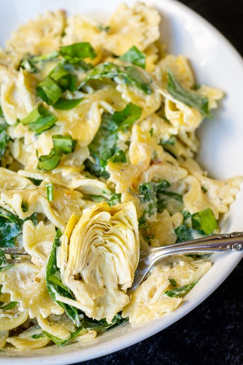 Spinach Artichoke Pasta Salad | 12 Tomatoes Spinach Pasta Salad, Chicken Artichoke Pasta, Artichoke Pasta Salad, Chicken Artichoke, Spinach Artichoke Pasta, Pasta Salad With Spinach, Artichoke Salad, Artichoke Pasta, Artichoke Recipes