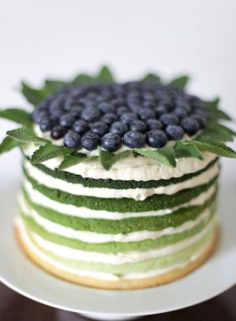 Herb-Wedding-Ideas-Herb-Bouquets-Bridal-Musings-Wedding-Blog-6 Tårta Design, Cake Brownie, White Inspiration, Green Cake, Ice Cake, Slow Cooker Desserts, Naked Cakes, Layered Cake, Rainbow Cake