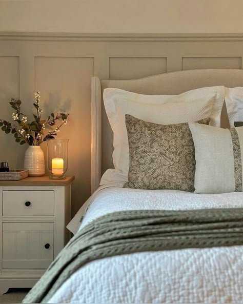 20 Inspiring cozy modern neutral bedroom ideas Green And Cream Bed, Soft Sage Bedroom, Sage Panelling Bedroom, Cottage Bedroom Green, Sage Green Guest Room, Overtly Olive Bedroom, Beige And Sage Bedroom, Sage And Beige Bedroom, Cosy Cottage Bedroom