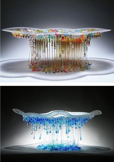 Fish Sculptures, L'art Du Vitrail, Colossal Art, Art Of Glass, Fused Glass Ideas, Glass Inspiration, Jelly Fish, Glass Fusion, Glass Work