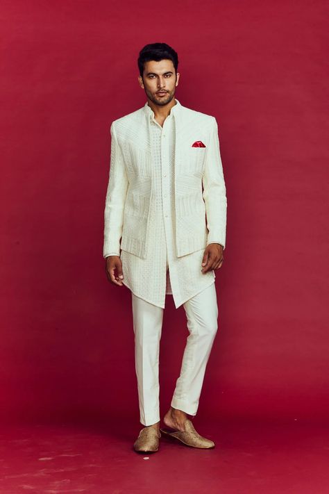 Nikkah Men’s Outfit, Engagement Party Outfit Guest Men, Modern Indian Menswear, Wedding Reception Mens Outfit, Sangeet Indo Western Outfit Men, Mens Indian Wear Classy, Men Indowestern Wear, Latest Mens Indian Wear, Mens Ethnic Wear Wedding