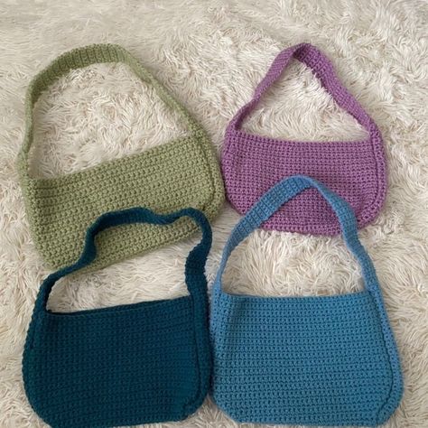 Crochet Purse Aesthetic, Shoulder Crochet Bag, Crotchet Bags Aesthetic, Aesthetic Crochet Bags, Crochet Aesthetic Bag, Crochet Projects Aesthetic, Crochet Aesthetic Ideas, Crochet Inspo Ideas, Crochet Accessories Ideas