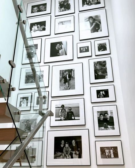 How To Display Family Photos On Wall Stairs, Gallery Wall Upstairs Hallway, Frames In Staircase, High Stairway Wall Decor, Photo Gallery On Stairs, Artwork On Staircase Wall, Picture On Stairway Wall, Photos In Stairwell Wall Ideas, Gallery Wall Above Stairs