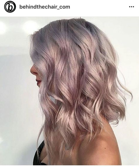 Metallic rose gold bob. Or Lob whichever Rose Gold Hair Brunette, Blond Rose, Biolage Hair, Wedding Hair Colors, Gold Hair Colors, Blending Gray Hair, Rose Gold Hair, Hair Color And Cut, Rose Hair