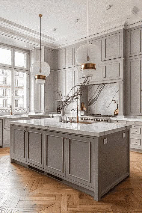 Modern French Kitchen, French Kitchen Design, Modern Classic Kitchen, Modern Luxury Kitchen Design, Luxurious Kitchens, Parisian Kitchen, Classical Kitchen, Modern Baroque, Classic Kitchen Design